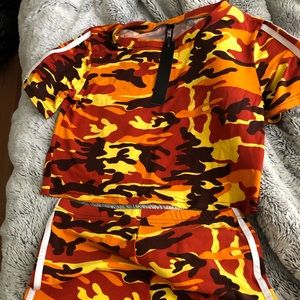 Crop top and leggings set camo camouflage